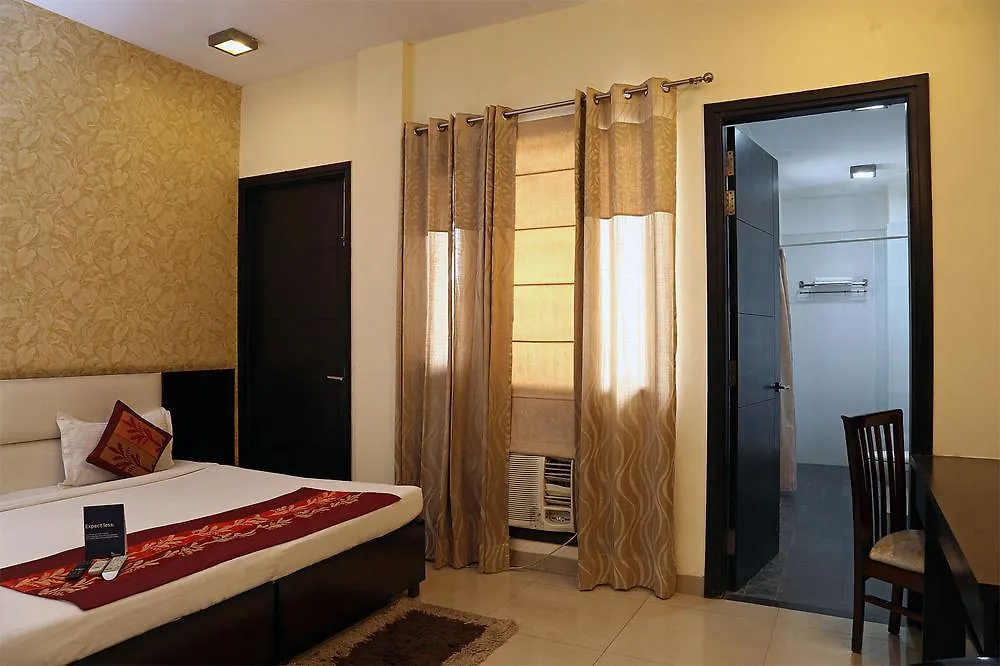 Fabhotel Cyber Park Gurgaon Hotel