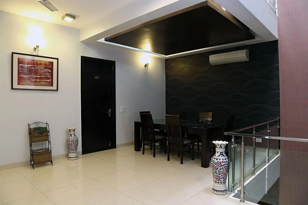 Fabhotel Cyber Park Gurgaon Hotel